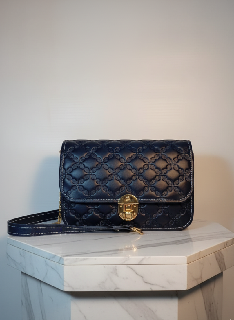 New trendy luxury fashion handbag